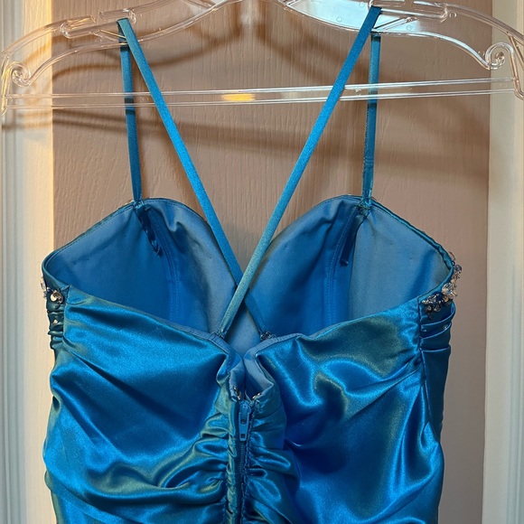 Royal blue Poofy Formal Gown/Dress with Sequins - Picture 8 of 11